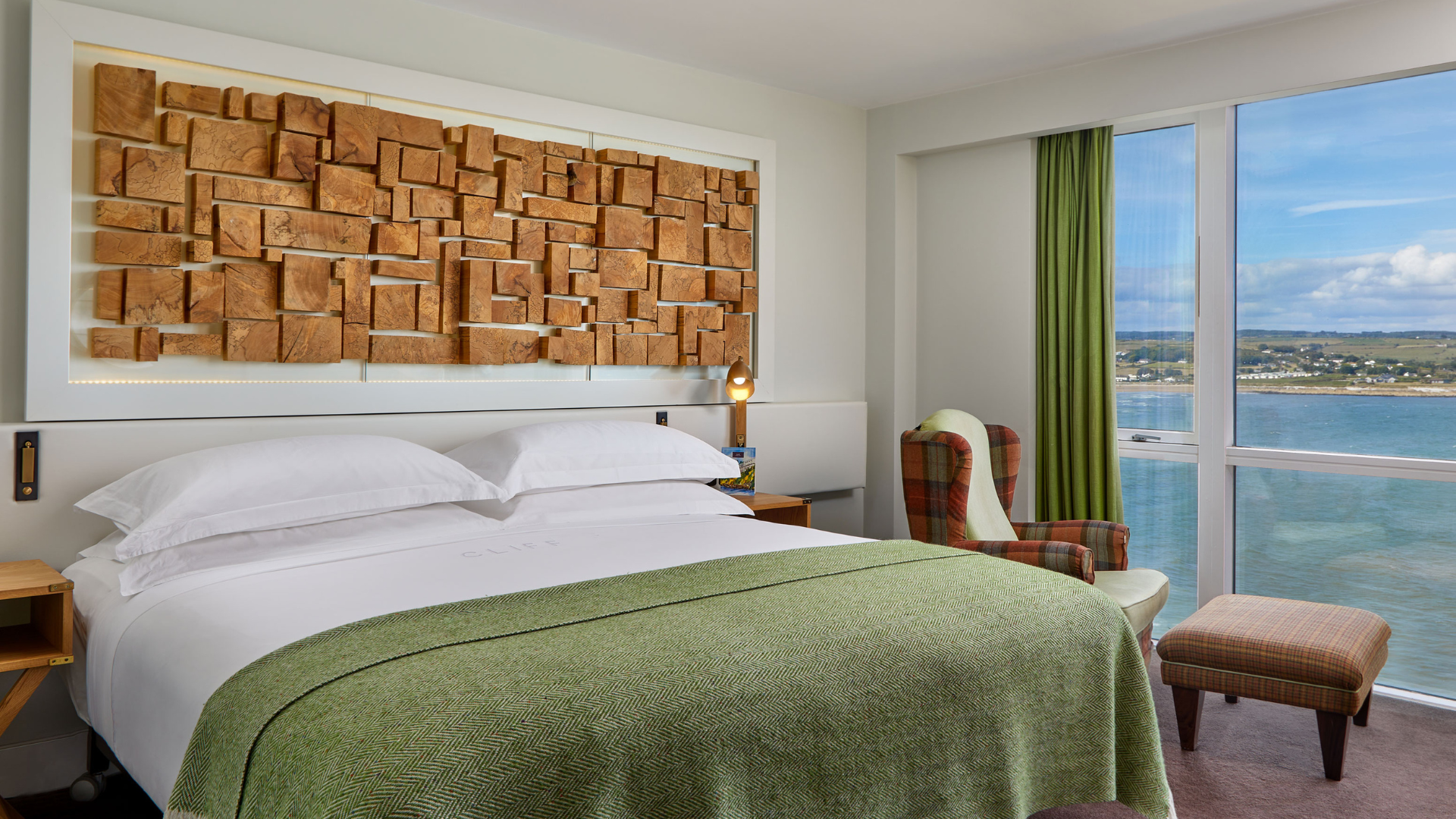 Deluxe Sea View Room