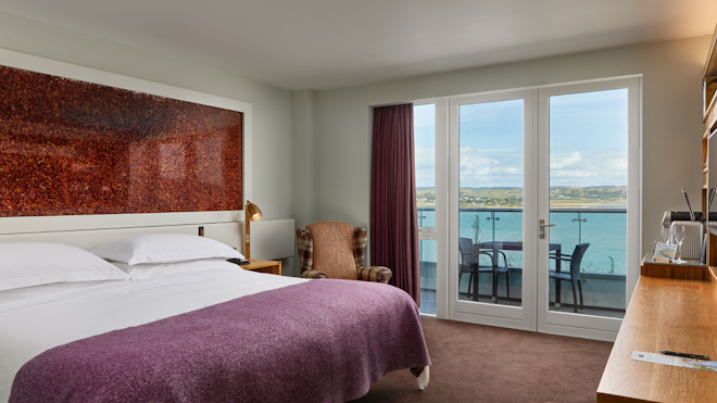 Deluxe Balcony Room