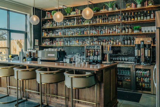 Simona's Coffee and Cocktail Bar