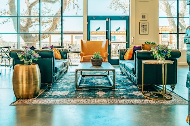 Simona's Coffee and Cocktail Bar