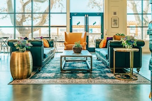 Simona's Coffee and Cocktail Bar