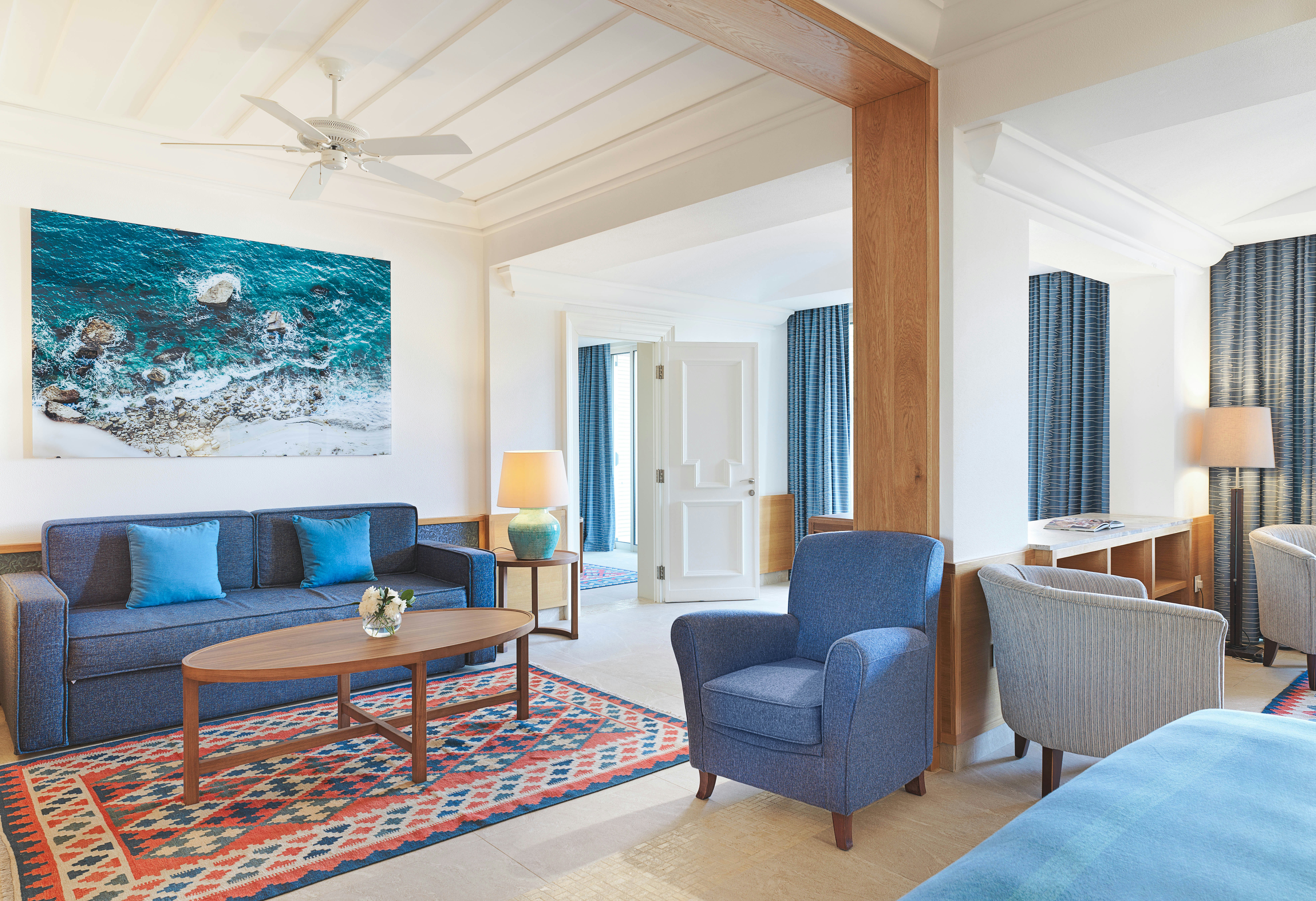 One Bedroom Suite Inland View