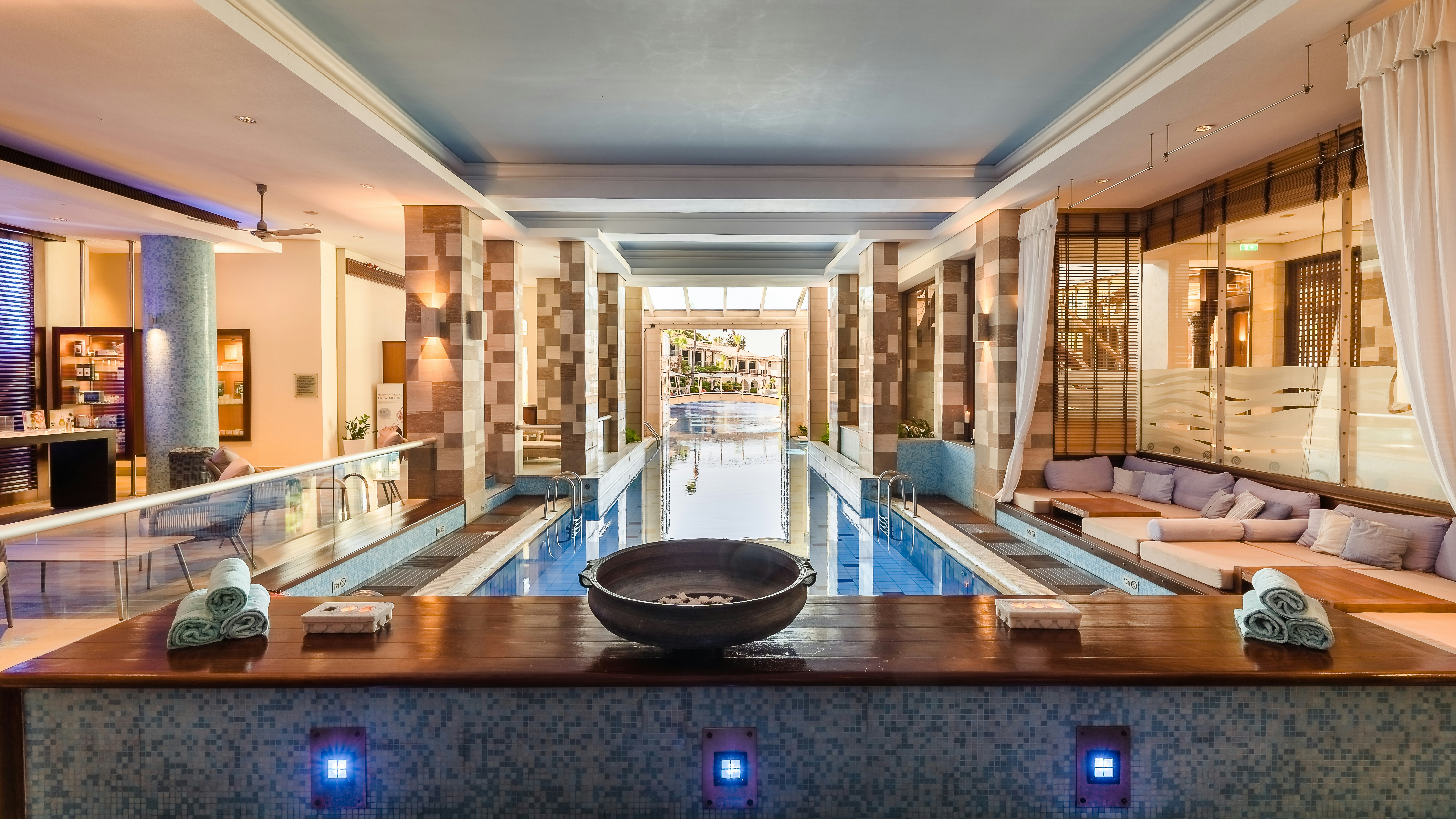 Hebe Spa Indoor Pool To Outdoor