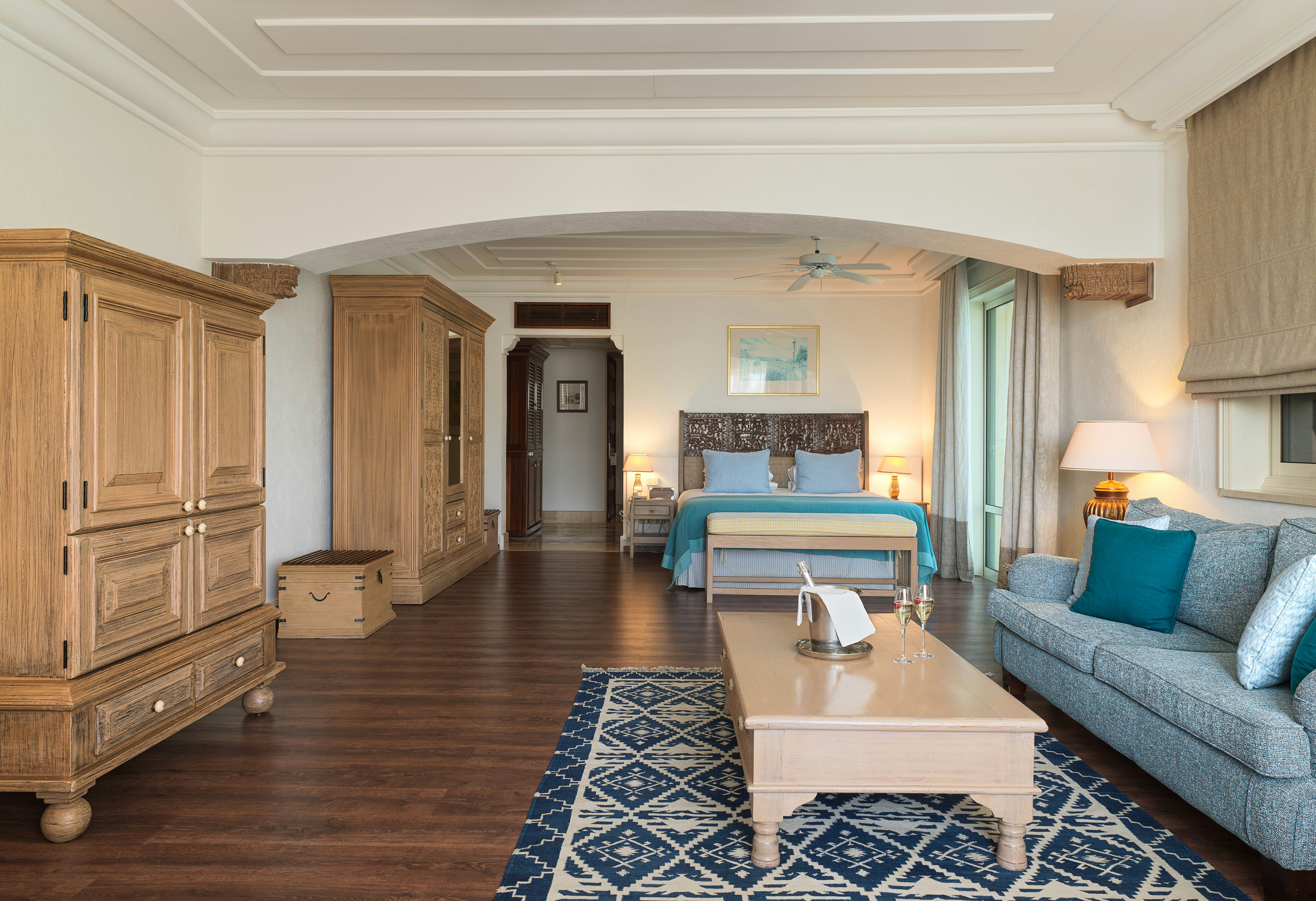 Executive Suite Sea View Main Building