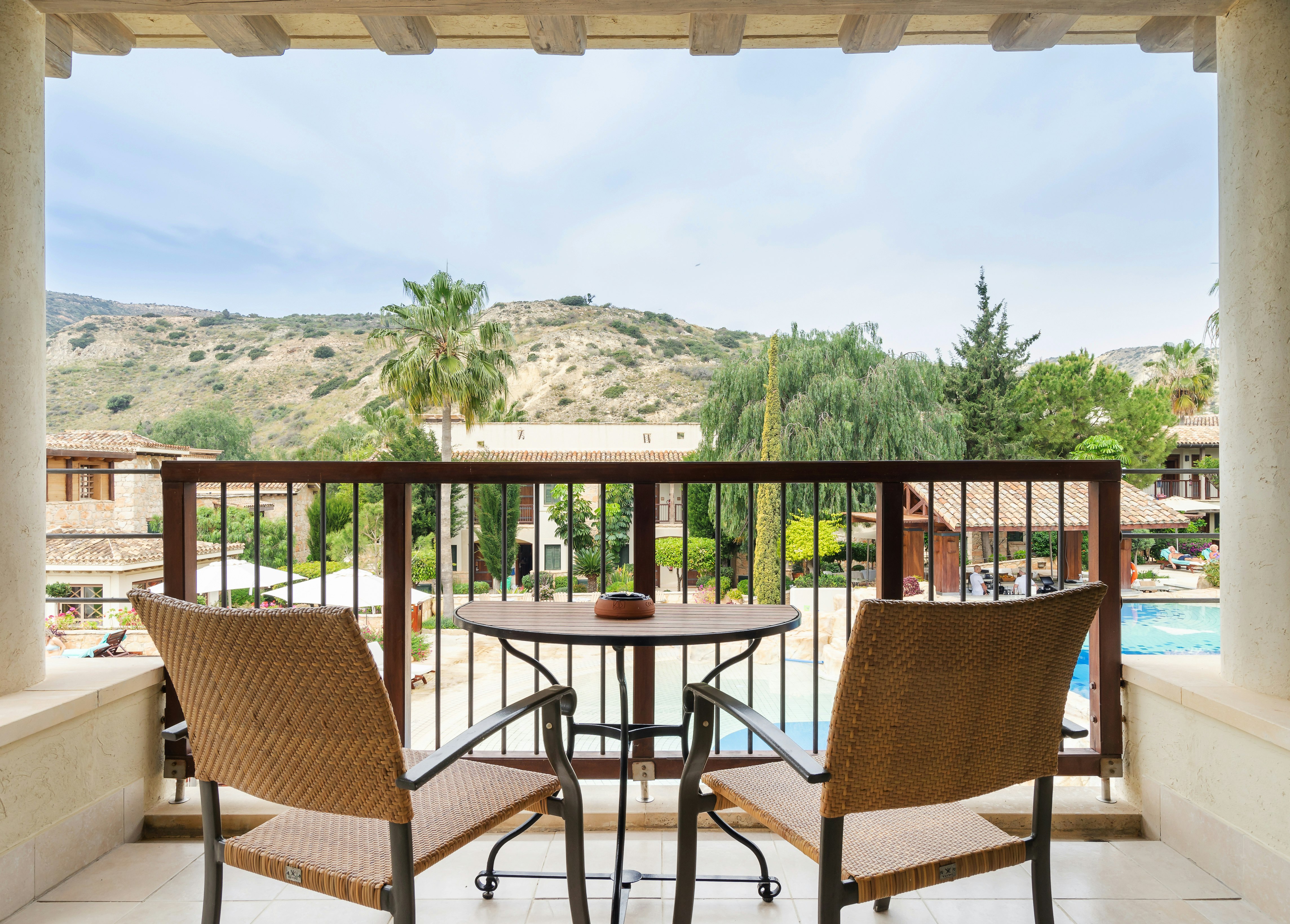 Executive Suite Side Sea View Balcony