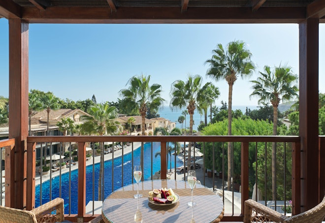 Two Bedroom Family Suite Sea View Balcony