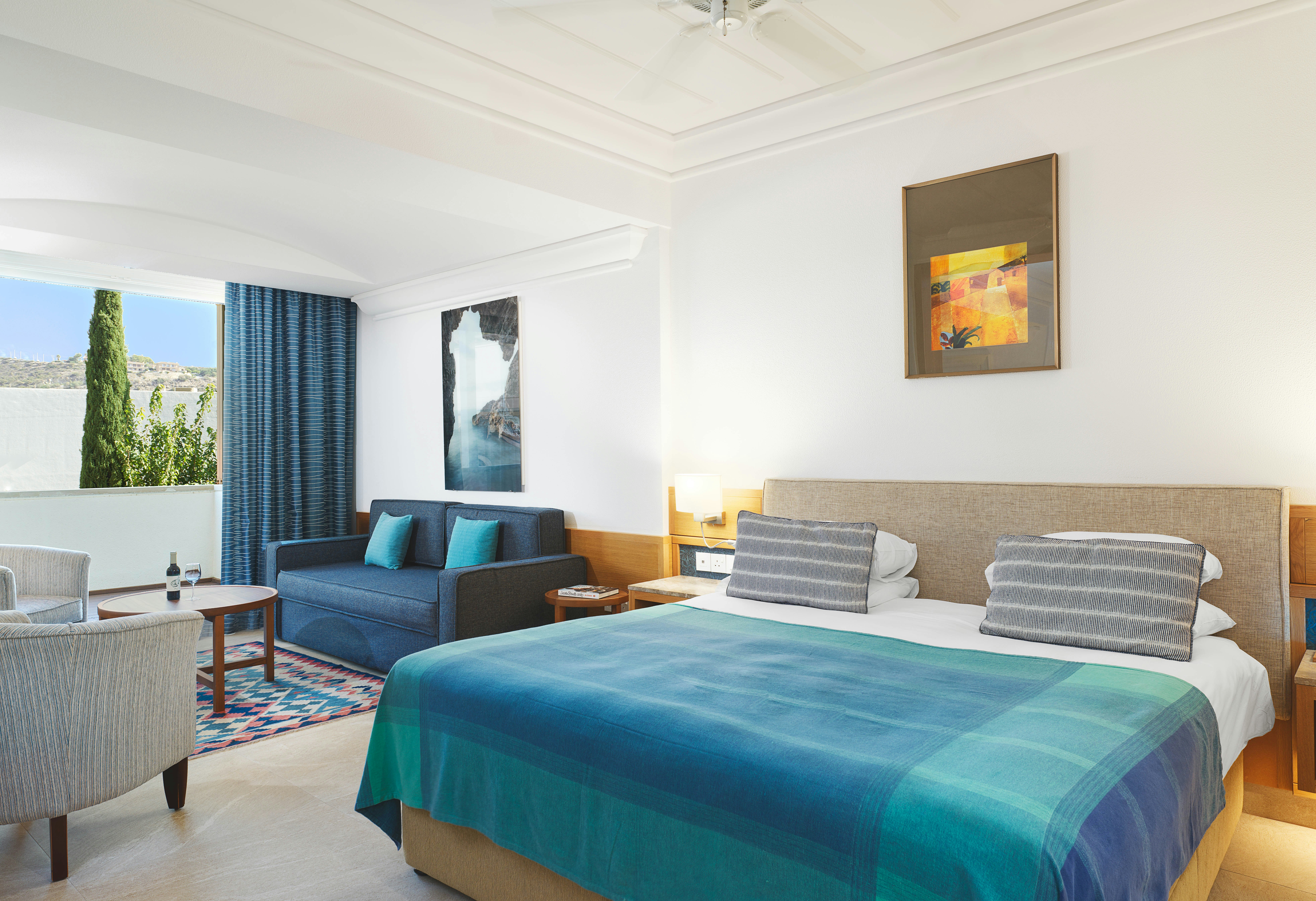 One Bedroom Suite Inland View