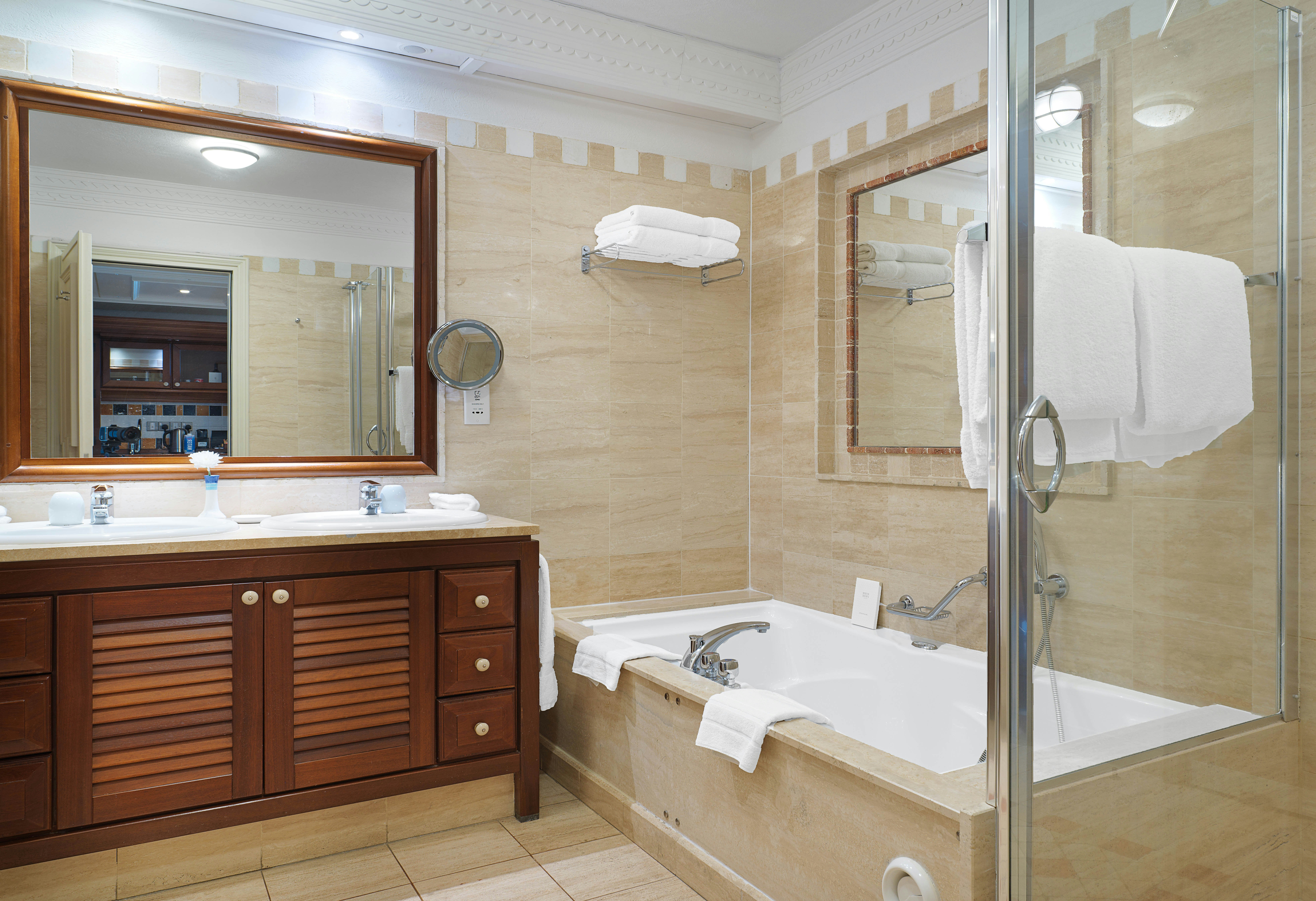 Two Bedroom Family Suite Sea View Main Building Bathroom