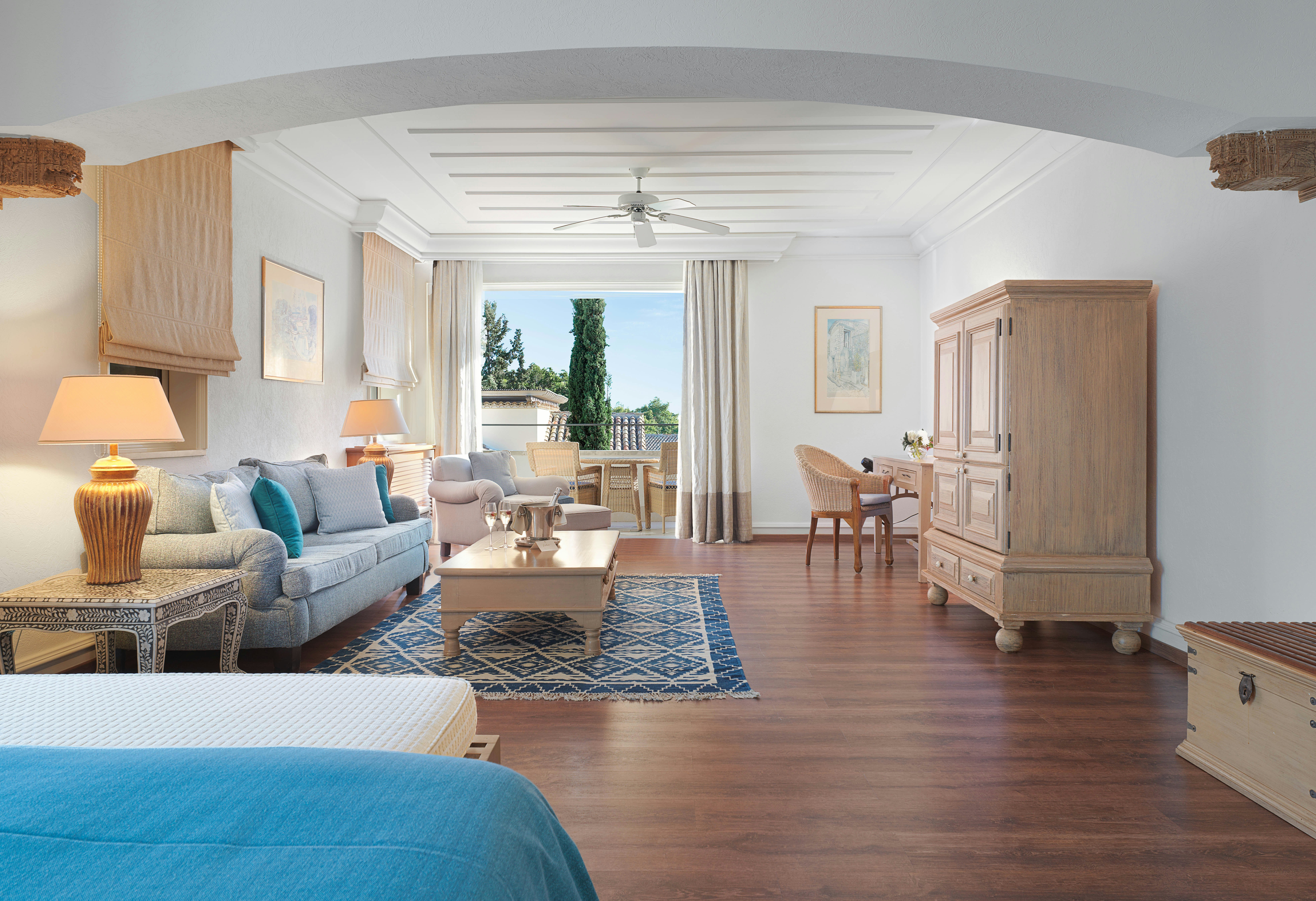 Executive Suite Sea View Main Building