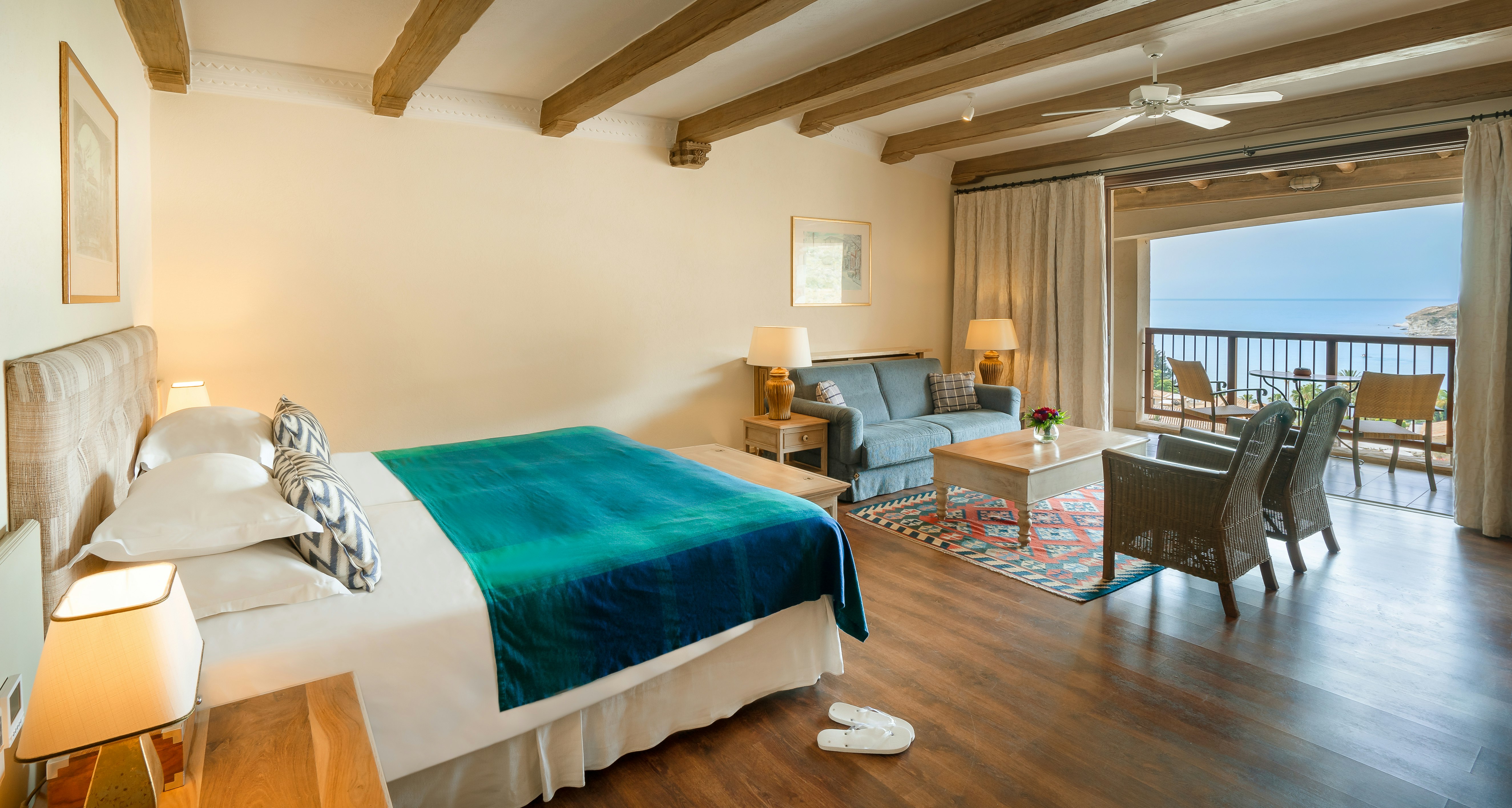 Eagles Nest Suite with Private Plunge or Pool