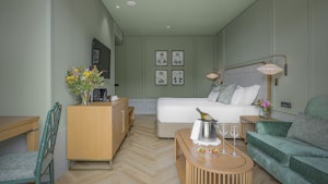 Junior Suite With Garden - Living Area