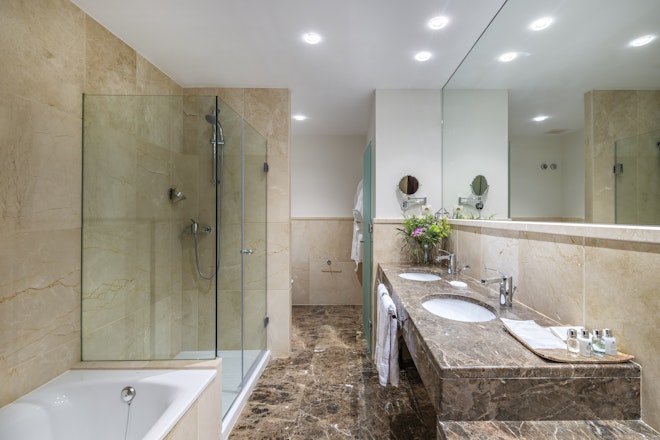 Grand Suite Terrace - Bathroom