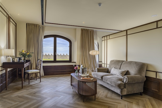 Grand Suite Palacio - Living Area