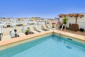 Plunge Pool