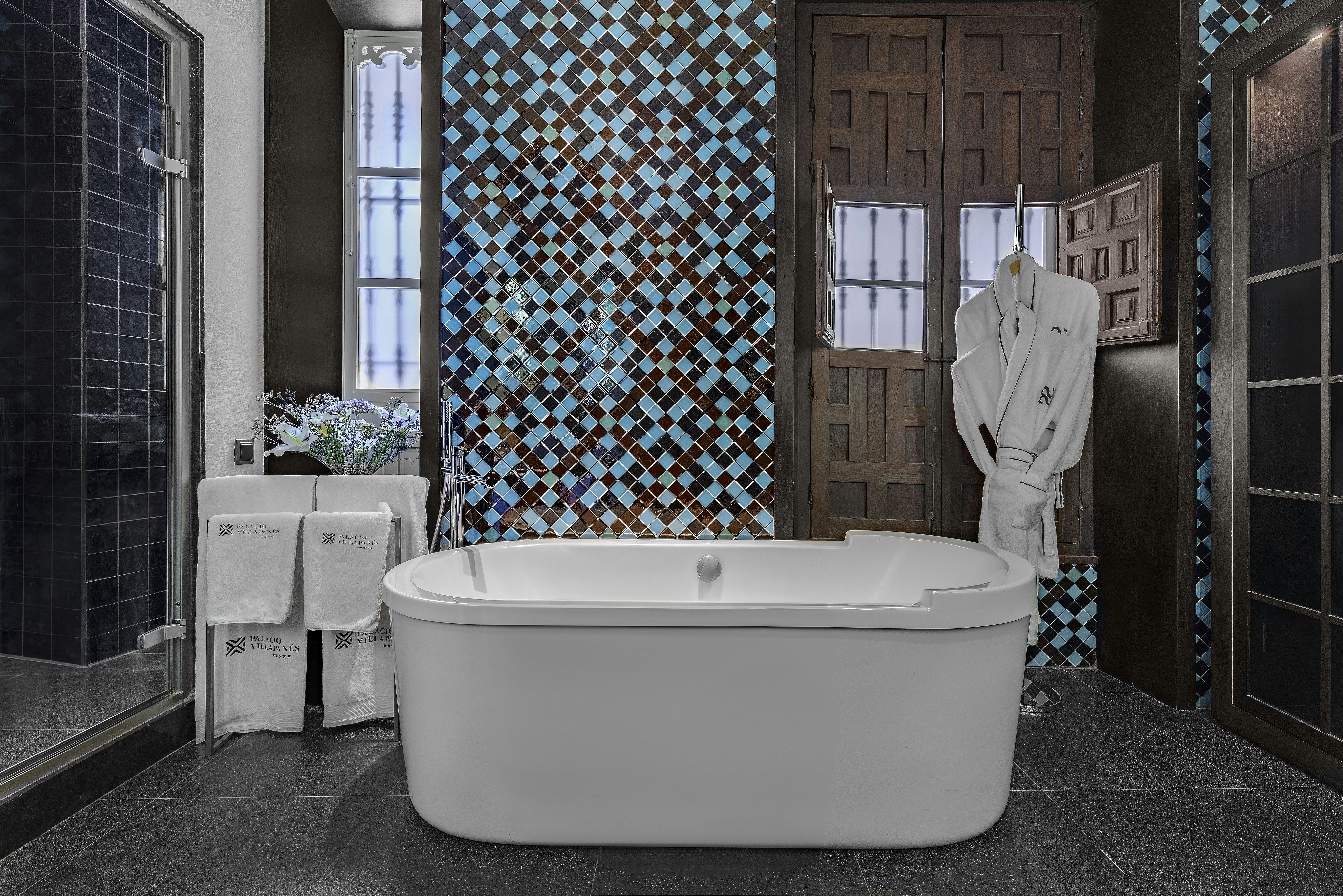 Premium Room - Bathroom