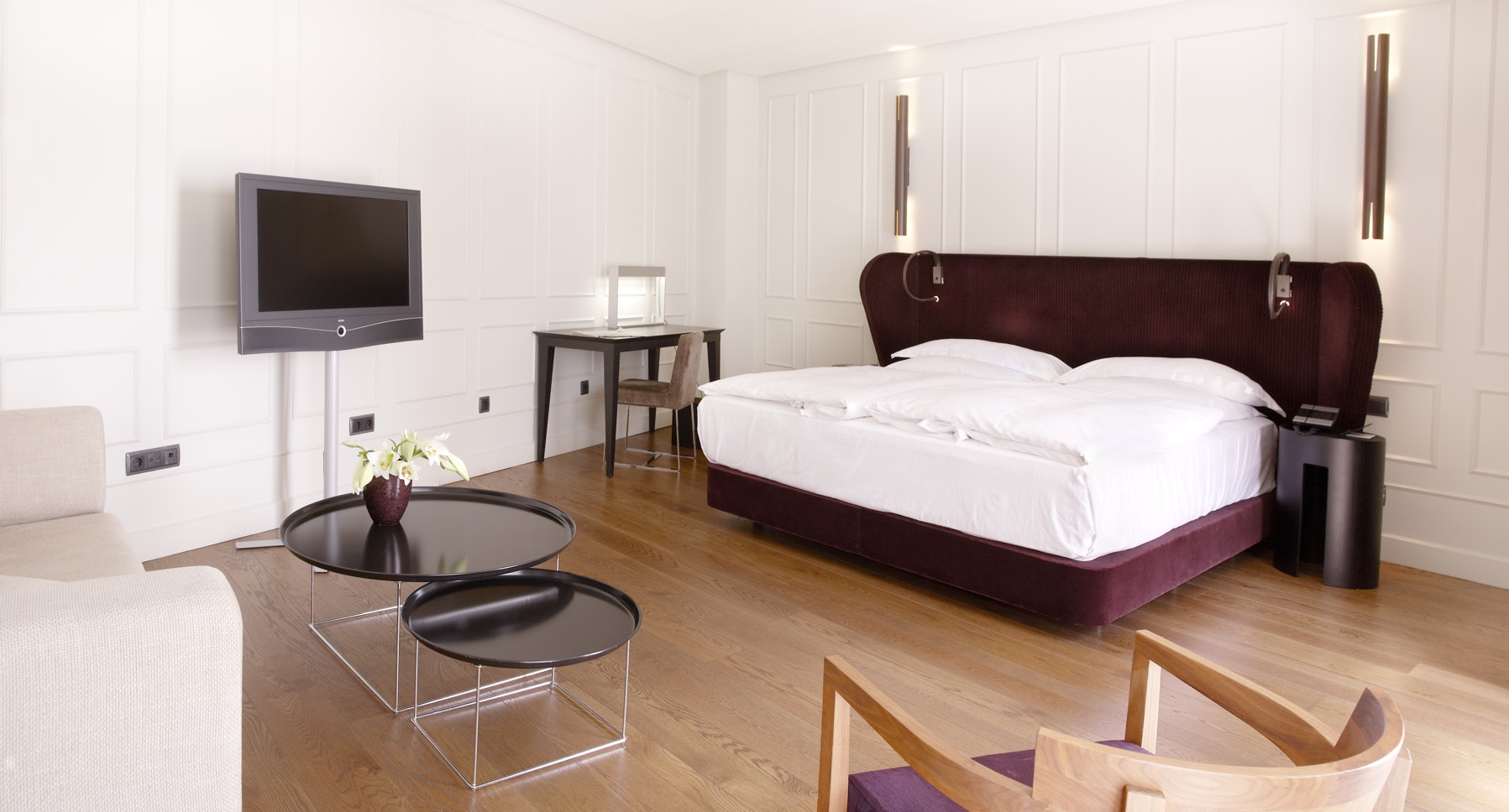 Premium Room - Bedroom