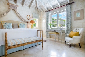 Luxury Plantation Suite