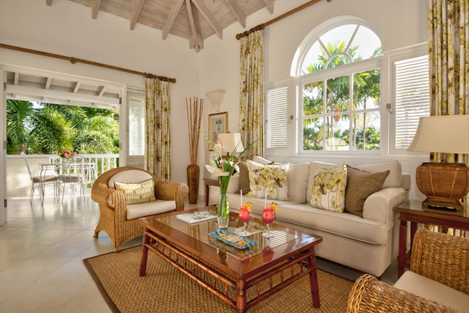 Luxury Cottage Suite Living Room