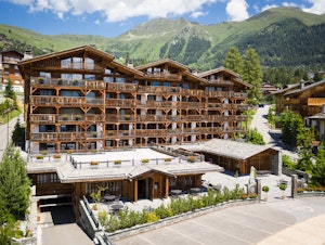 Exterior Summer