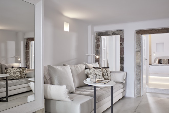 Cosmo Villa - Sofa Bed