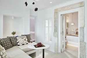 Cosmopolitan Suite - Living Area
