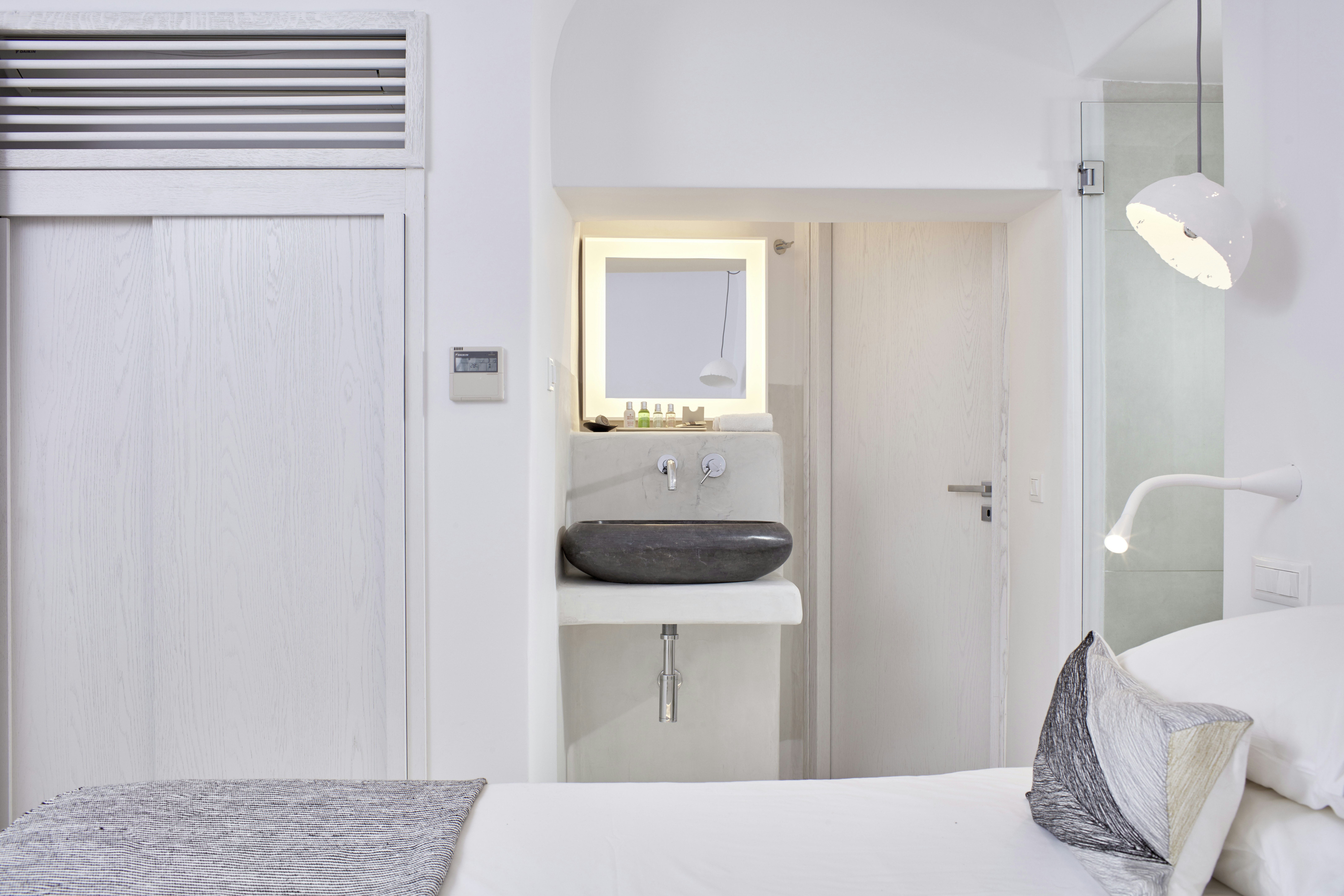 Superior Room - Bathroom