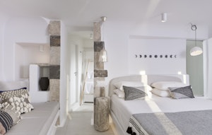 Cosmo Suite - Bedroom
