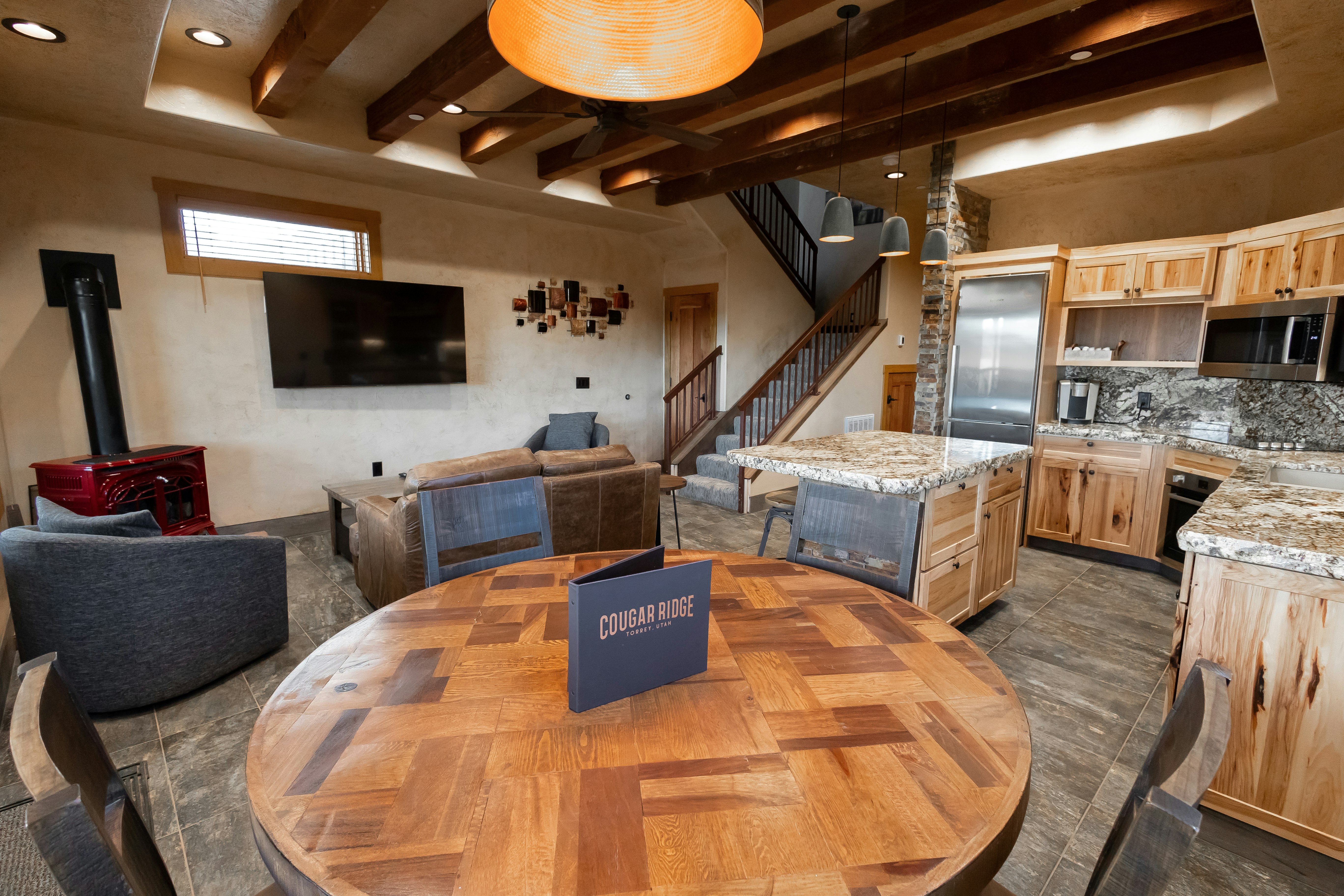 Indian Villa Upper King Suite