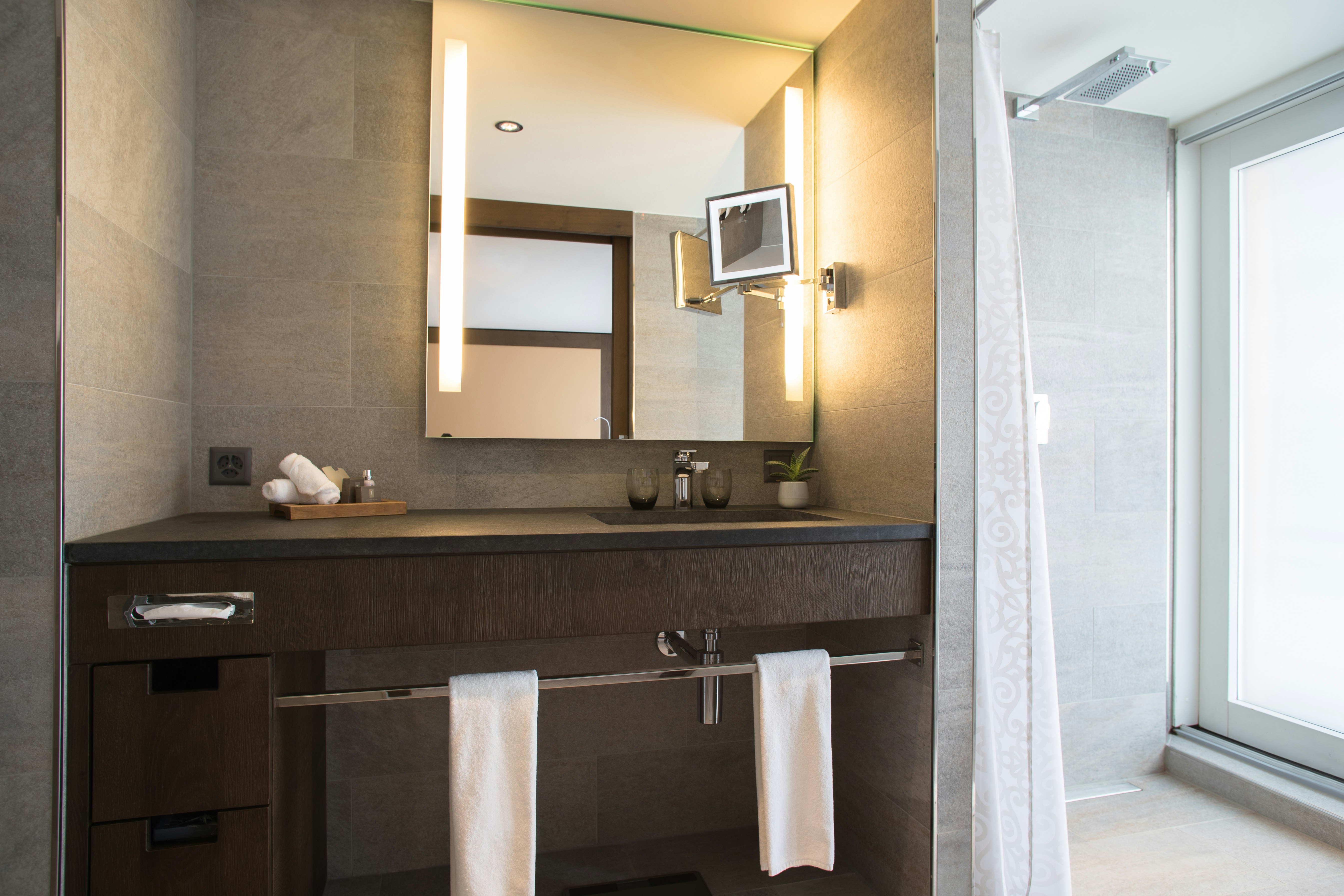 Forest Deluxe Room - Bathroom