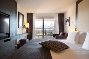 Alpina Deluxe Room - Bedroom