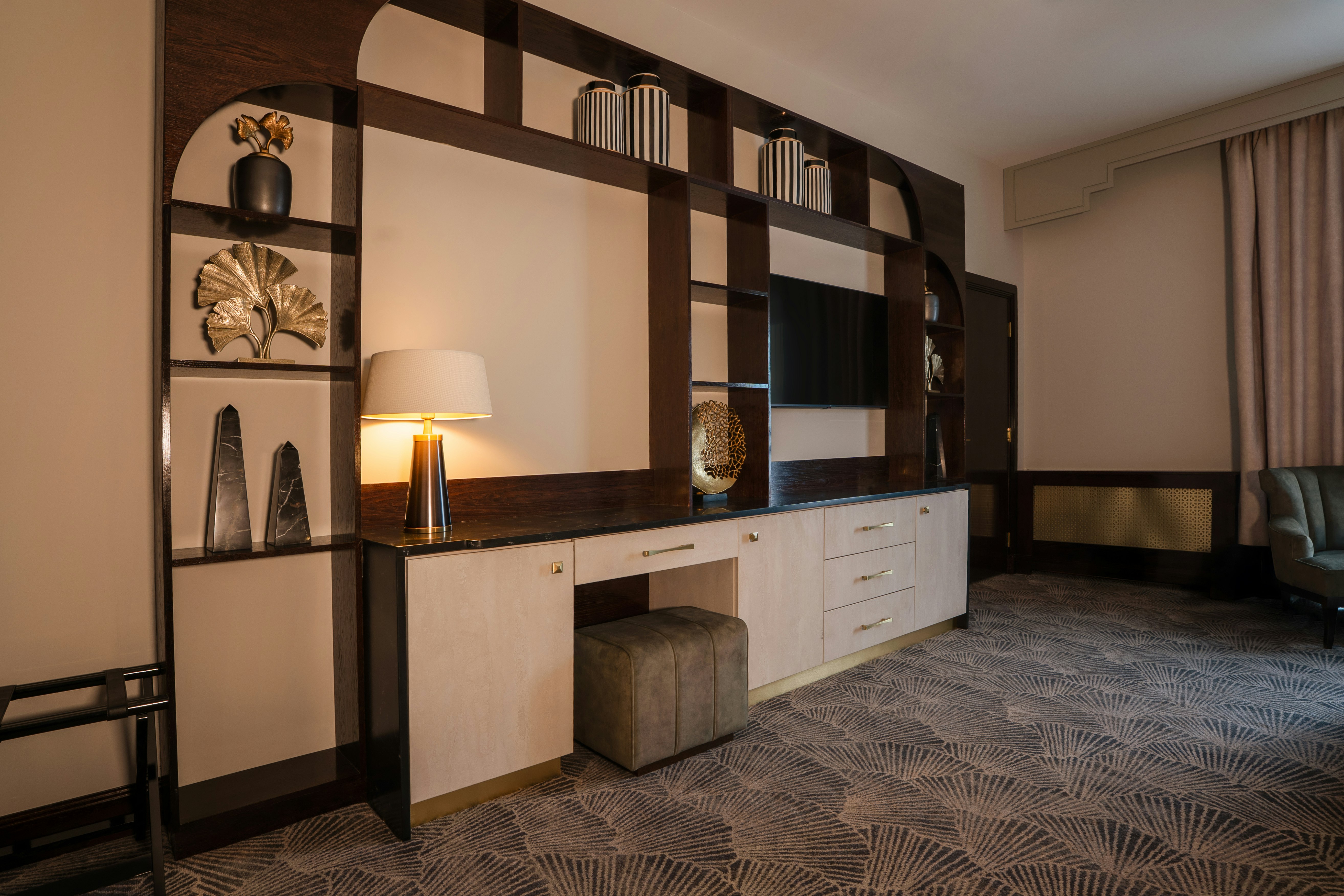 Hotel Junior Suite - Bedroom