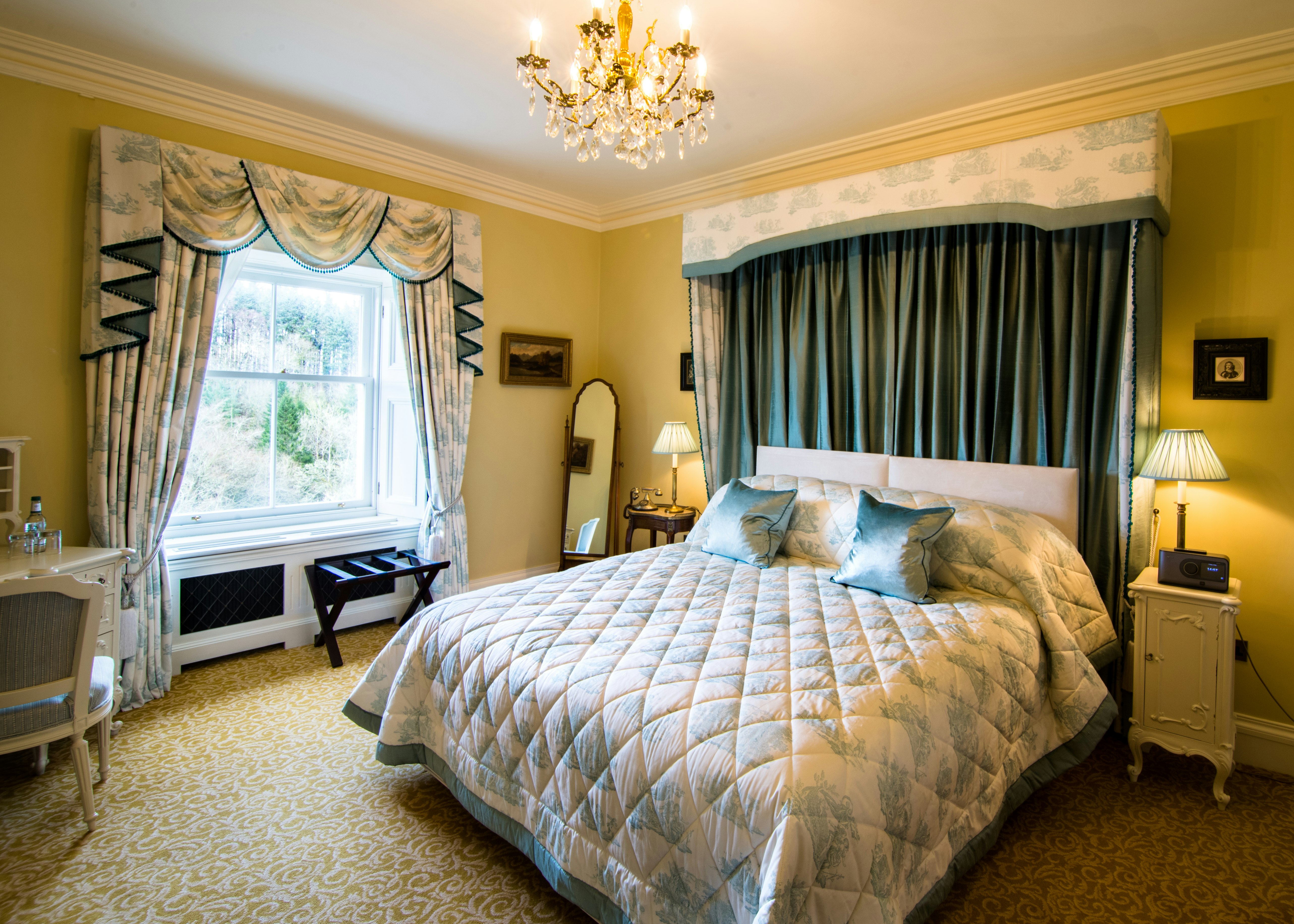 Castle Small Double - Bedroom