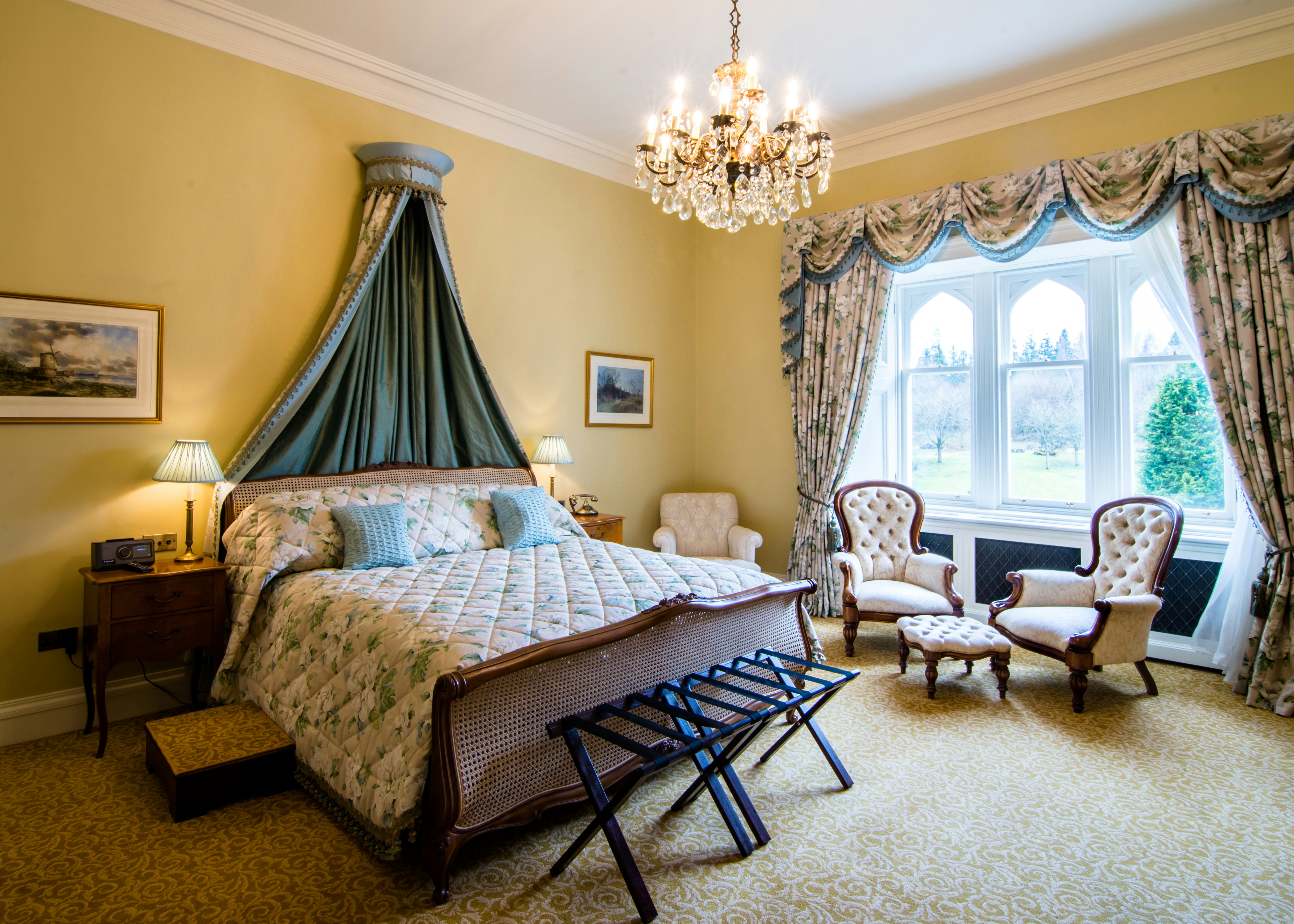 Castle Large Double - Bedroom