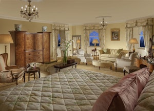 Castle Junior Suite - Bedroom