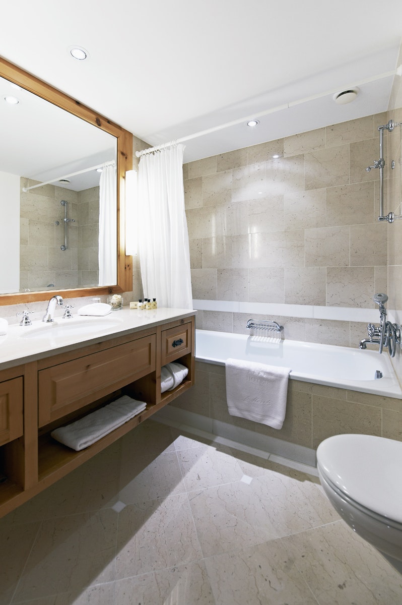 Classic Double Bathroom