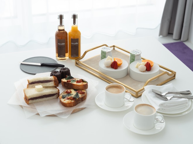 In-Room Breakfast
