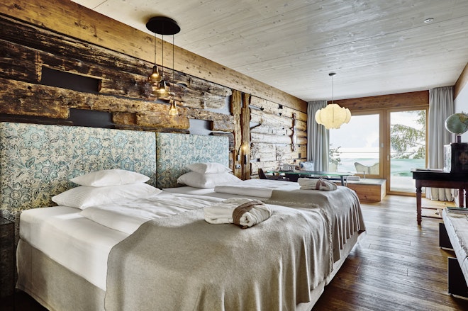 Loft Suite 3-7