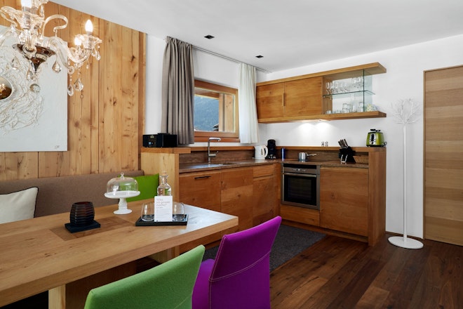 Two-Bedroom Suite Deluxe - Kitchen