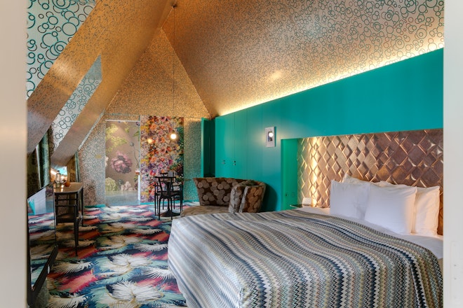 Luxury Suite - Bedroom