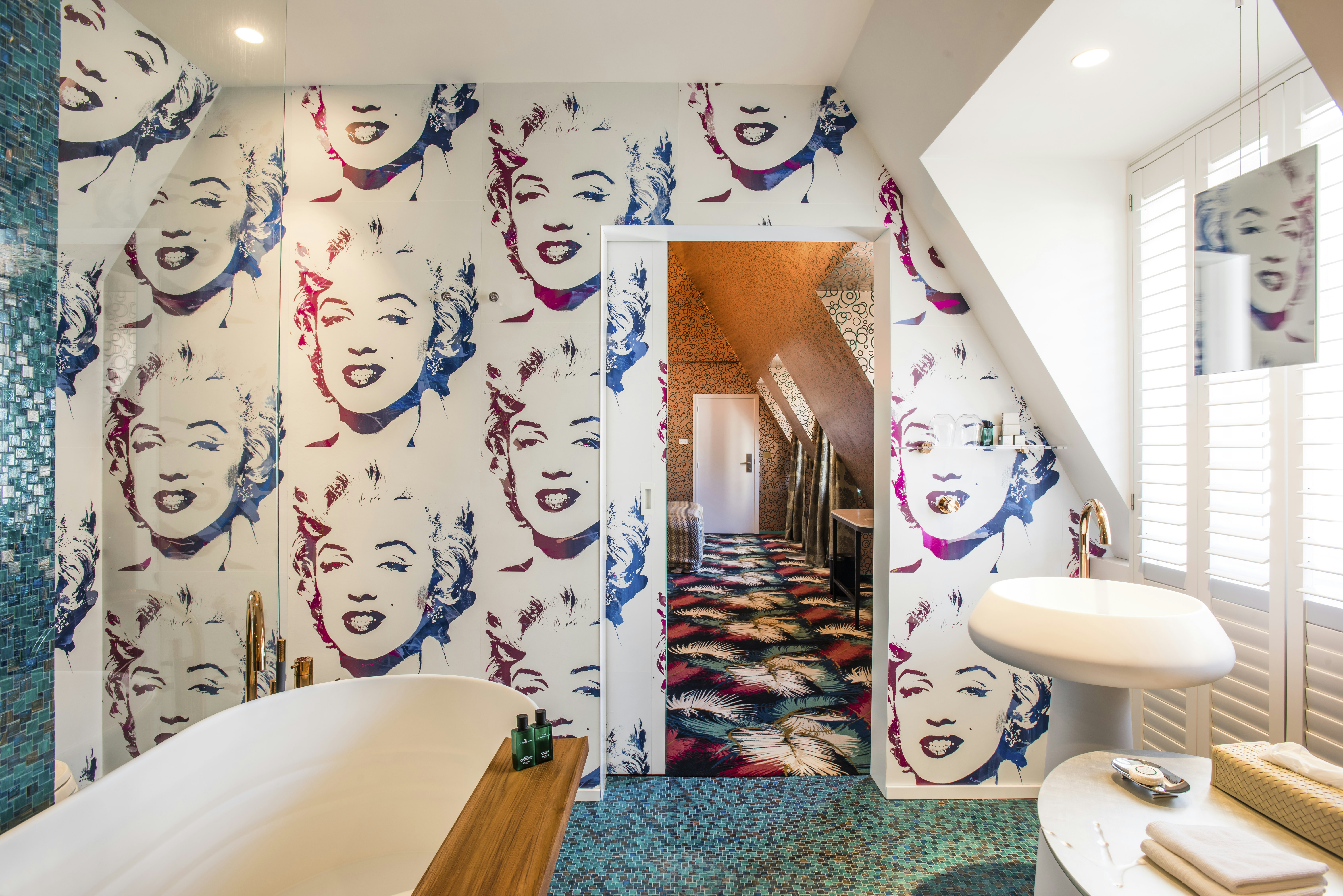 Luxury Suite - Bathroon