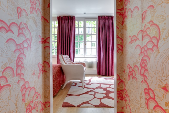 Deluxe Room - Bedroom