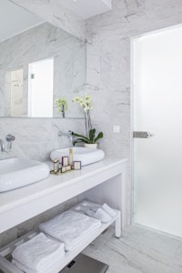 Delight Suite Sea View with private  pool bathroom