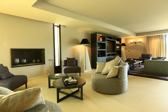 Deluxe Villa - Living Area