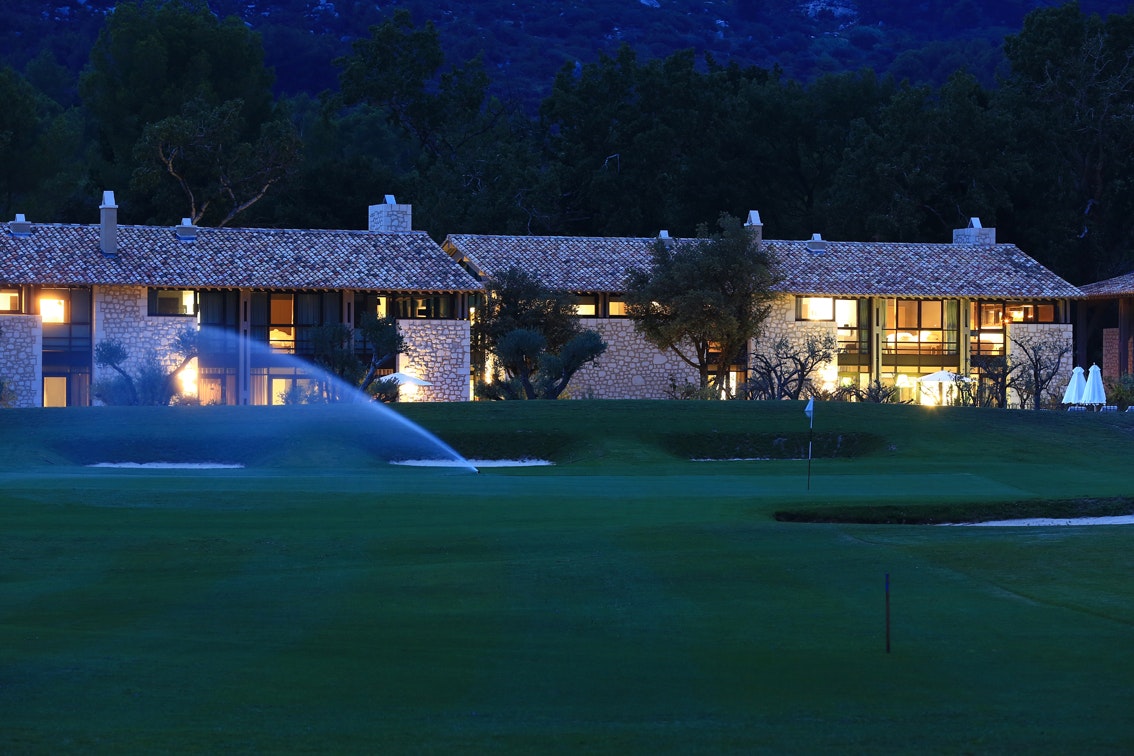 Deluxe Villa - Exterior