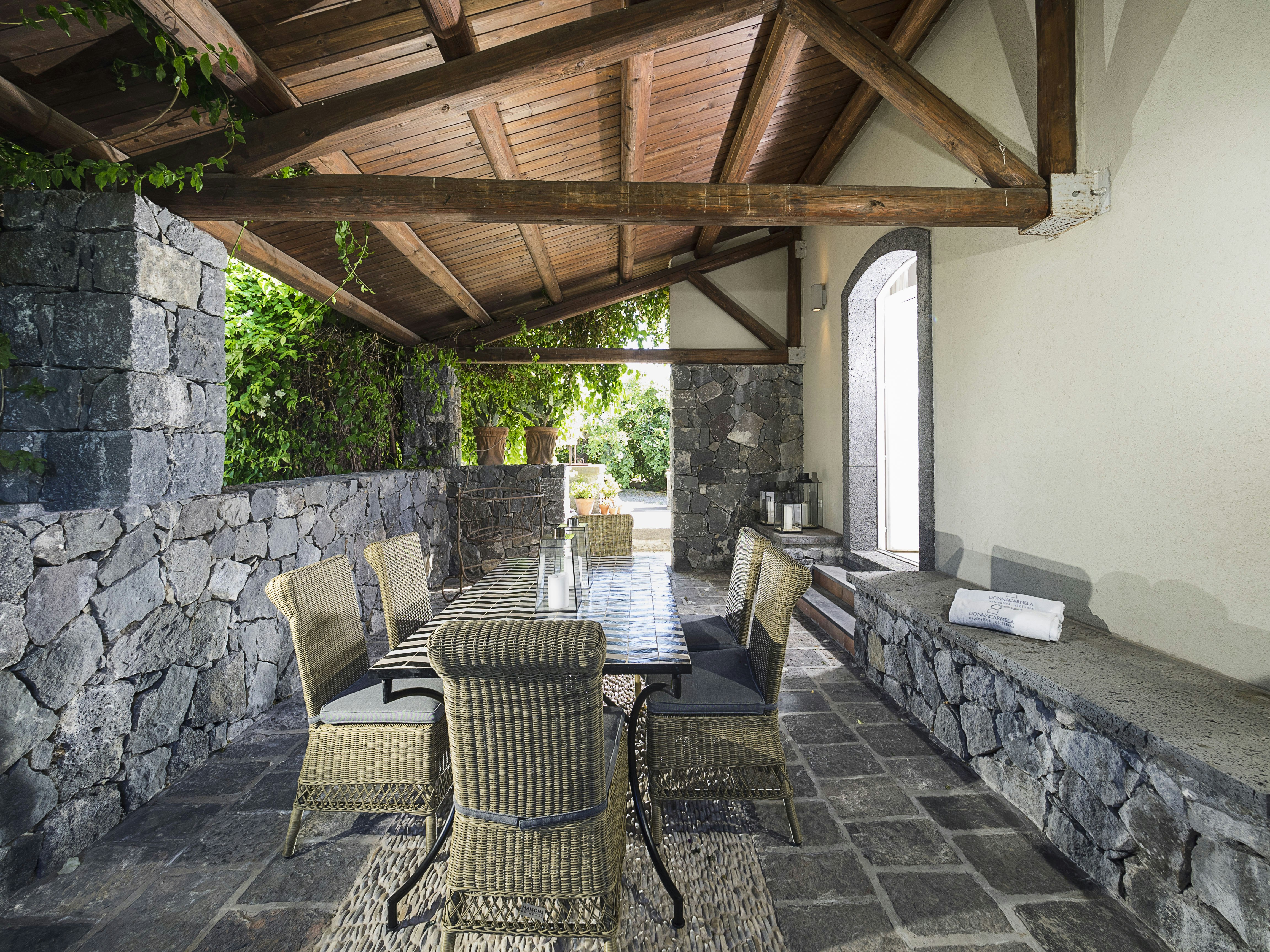 Jacuzzi Sicilian Villa