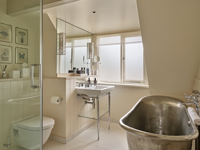 Farmhouse Suite - Bathroom