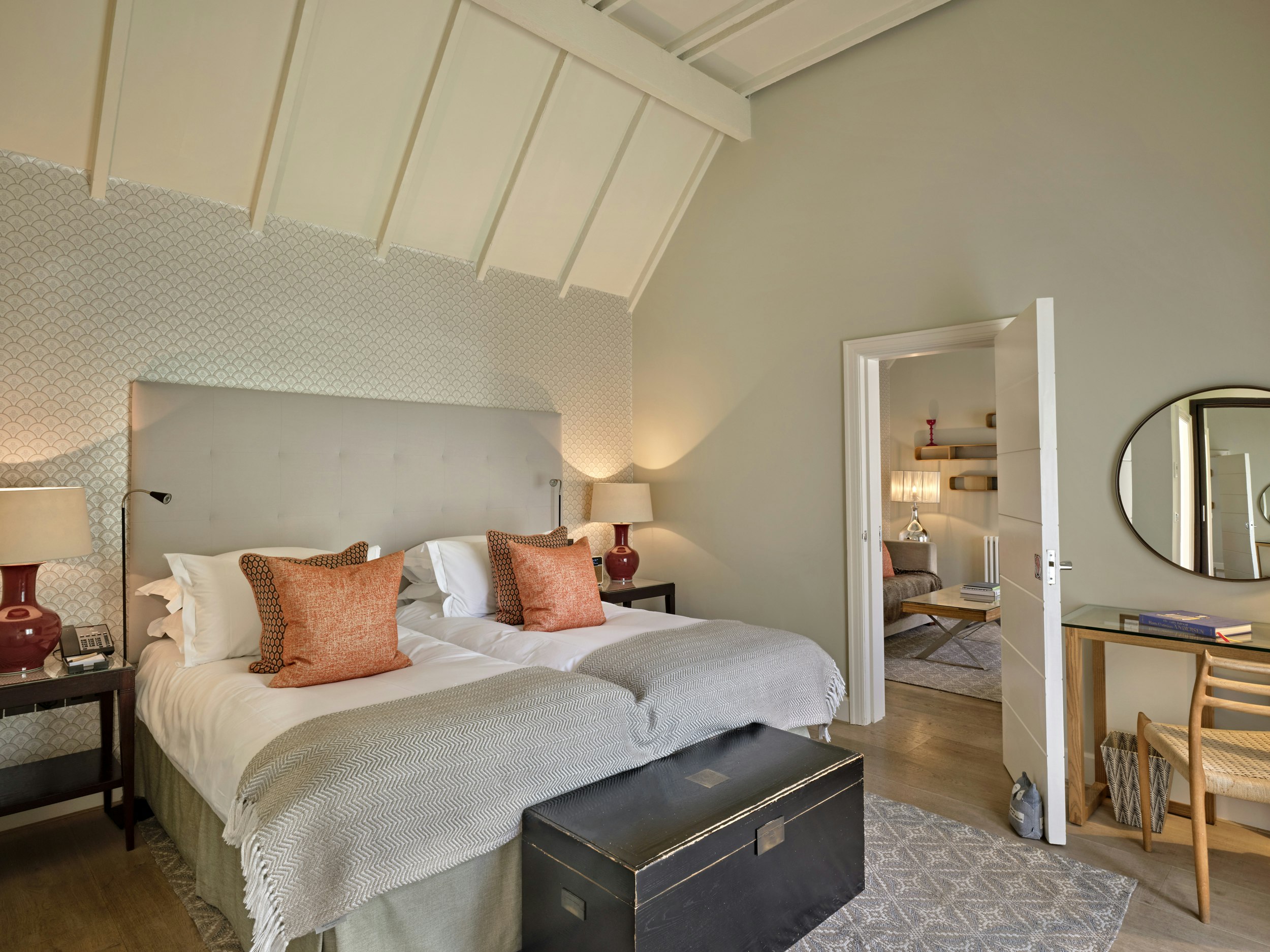 Courtyard Suite - Bedroom