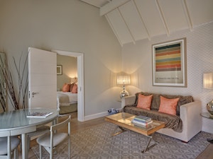Courtyard Suite - Living Area