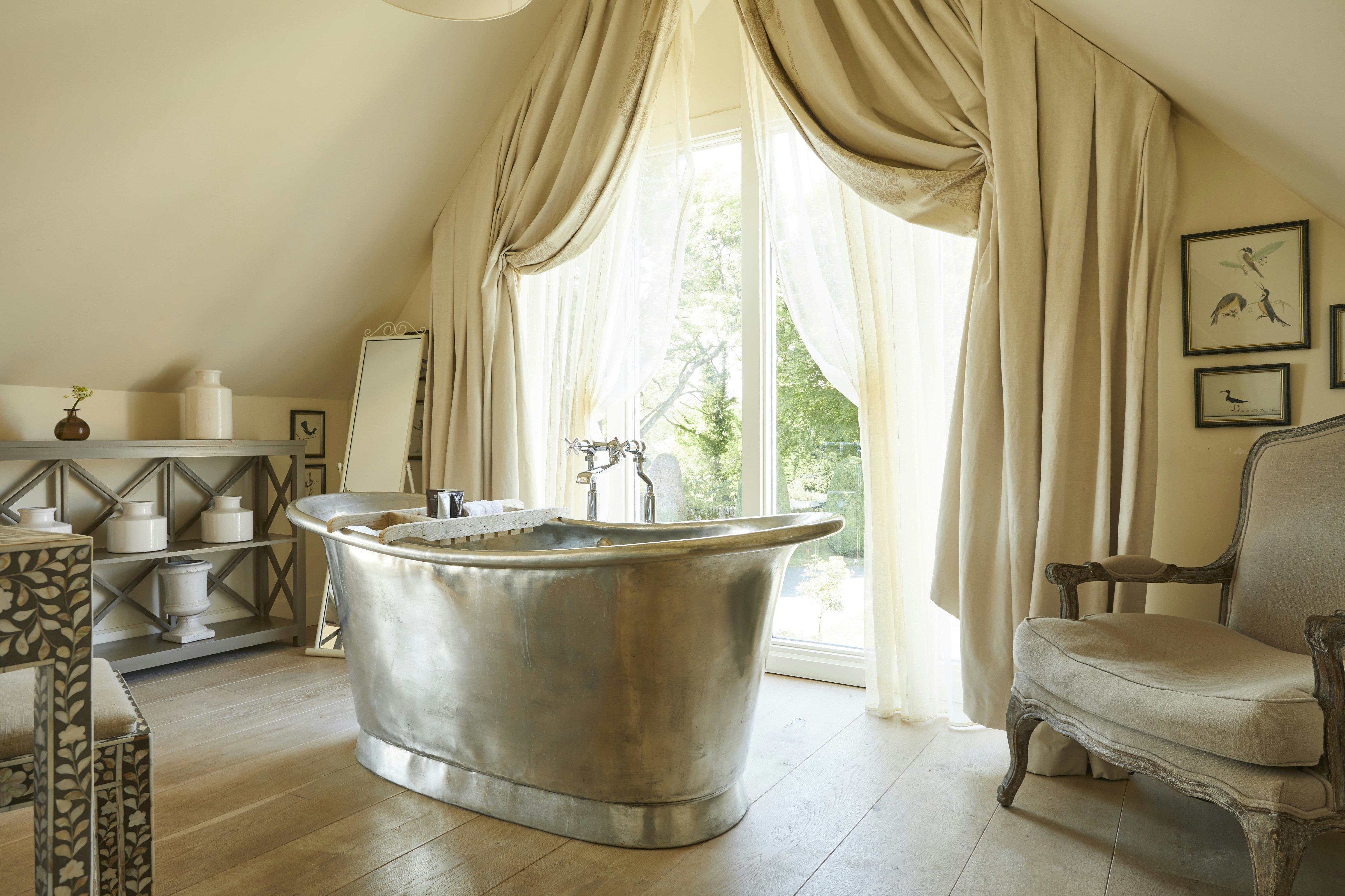 The Loft Bathtub