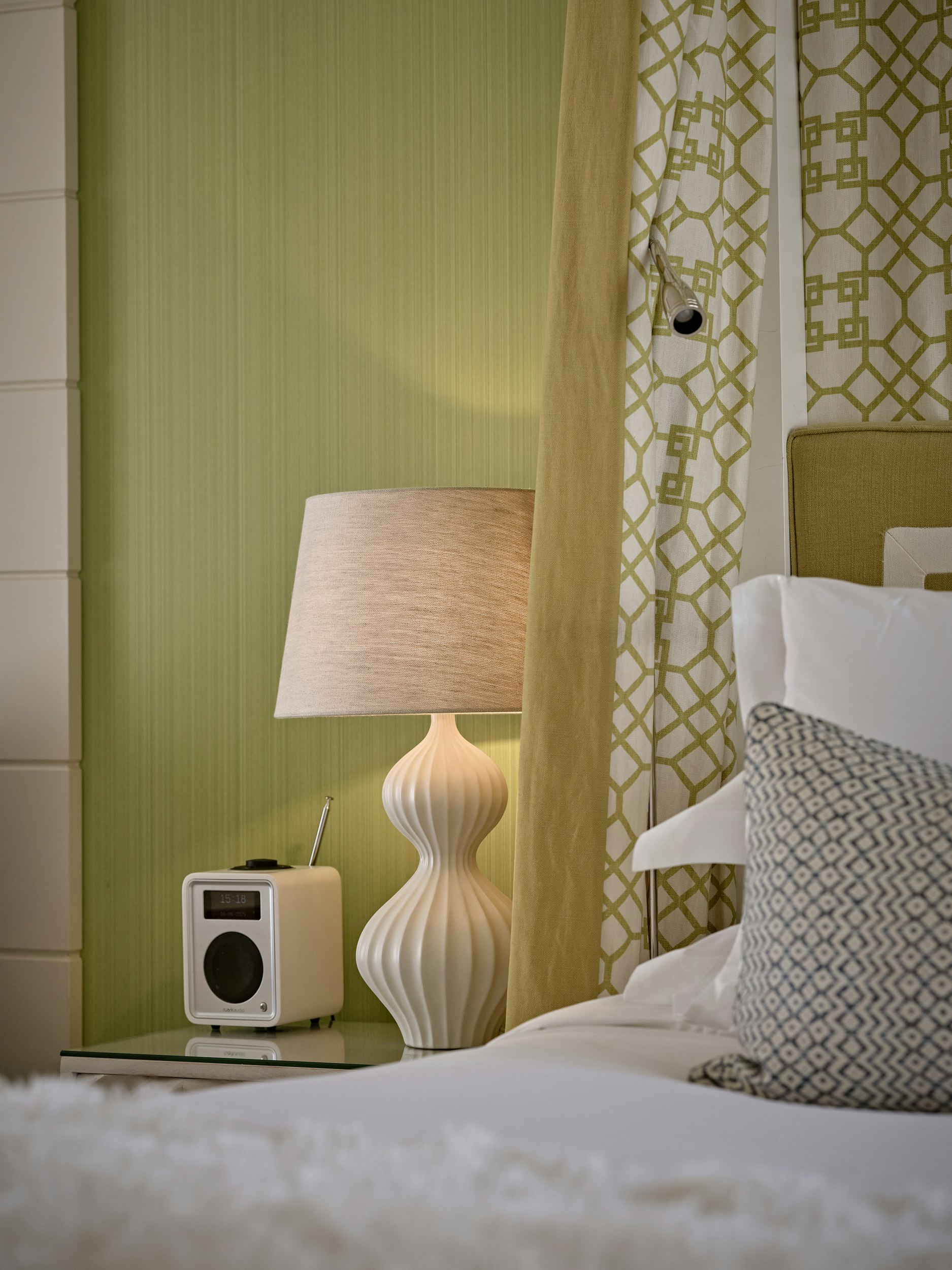 Comfy - Bedroom Details